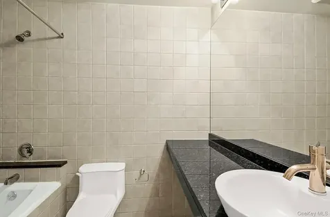 176 Johnson Street Brooklyn NY 11201