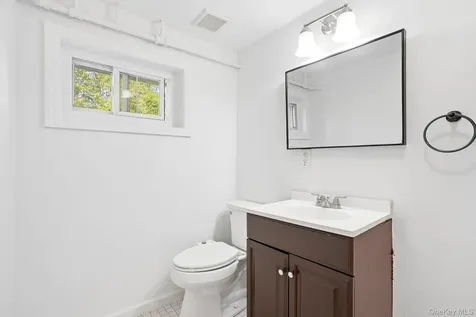 44 Kent Road White Plains NY 10603