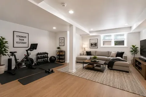 44 Kent Road White Plains NY 10603