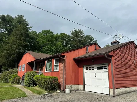 660 Washington Avenue Plainview NY 11803