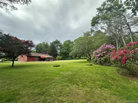 660 Washington Avenue Plainview NY 11803