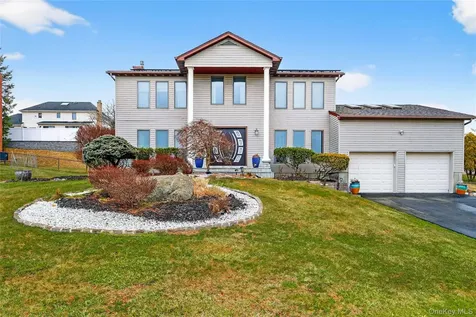8 Lynch Court Garnerville NY 10923