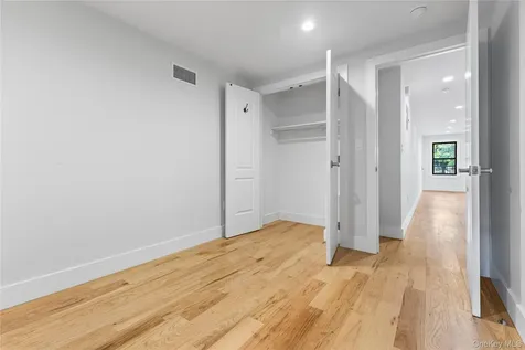 118 Cooper Street Brooklyn NY 11207