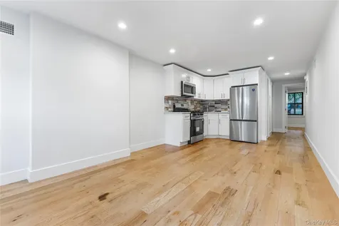 118 Cooper Street Brooklyn NY 11207