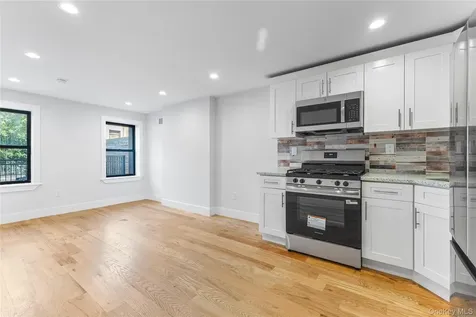 118 Cooper Street Brooklyn NY 11207