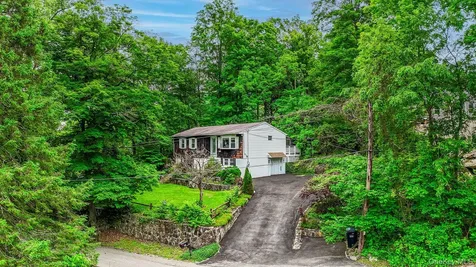 36 Rochambeau Road Garrison NY 10524