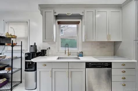 9 Valley View Drive Yonkers NY 10710
