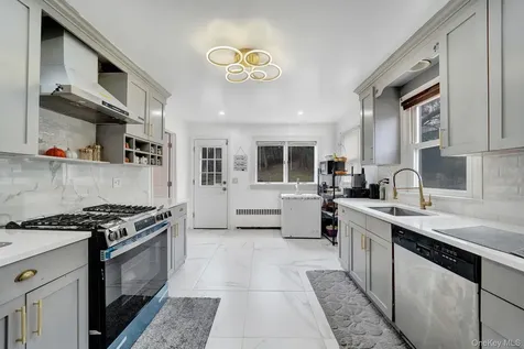 9 Valley View Drive Yonkers NY 10710