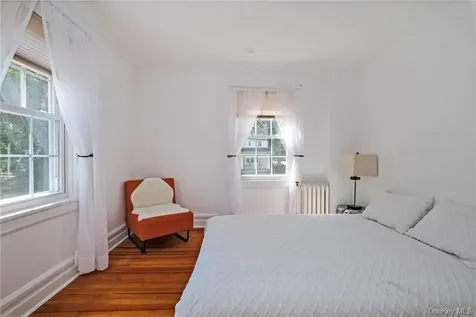 107 Lee Road Scarsdale NY 10583