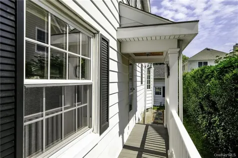 107 Lee Road Scarsdale NY 10583