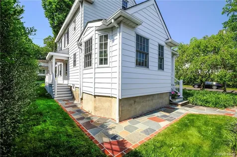 107 Lee Road Scarsdale NY 10583