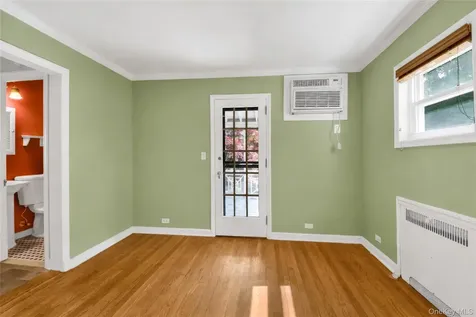19 Aka 29 The Crossway Yonkers NY 10701