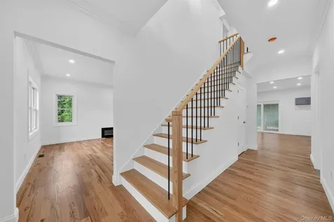 686 Depot Hill Road Poughquag NY 12570