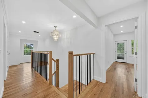 686 Depot Hill Road Poughquag NY 12570