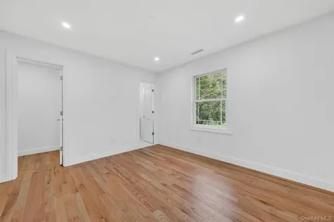686 Depot Hill Road Poughquag NY 12570