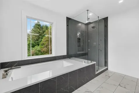 686 Depot Hill Road Poughquag NY 12570