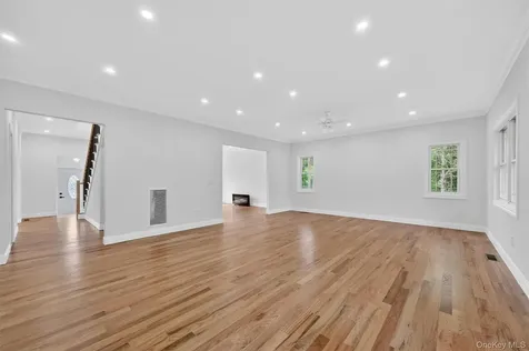 686 Depot Hill Road Poughquag NY 12570