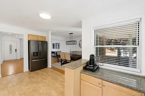 11 Lourae Drive Massapequa Park NY 11762