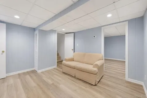 11 Lourae Drive Massapequa Park NY 11762
