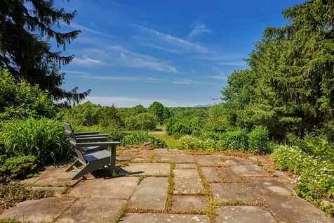 7 Blum Road Chatham NY 12075