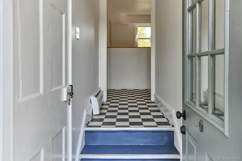 7 Blum Road Chatham NY 12075