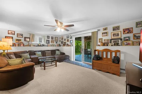 117 Washington Place Massapequa NY 11758