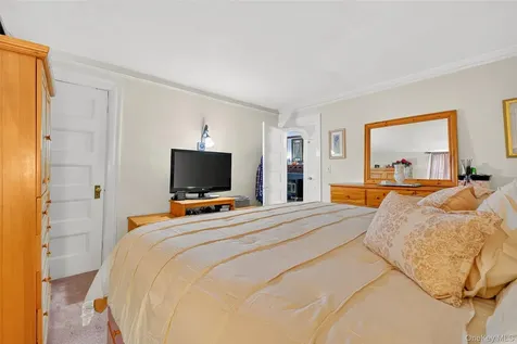 20 Heathcote Road Carmel NY 10512