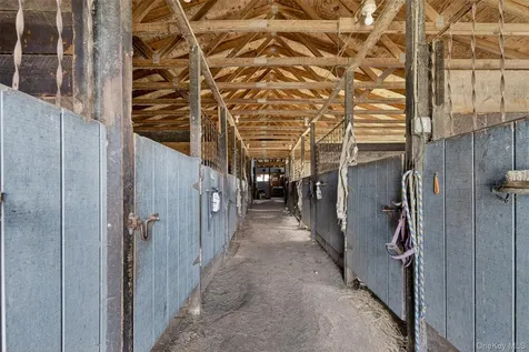 99 Dusinberre Road Gardiner NY 12525