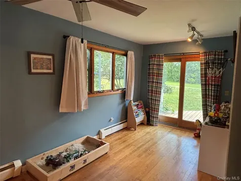 8 Trillium Road Pleasant Valley NY 12569
