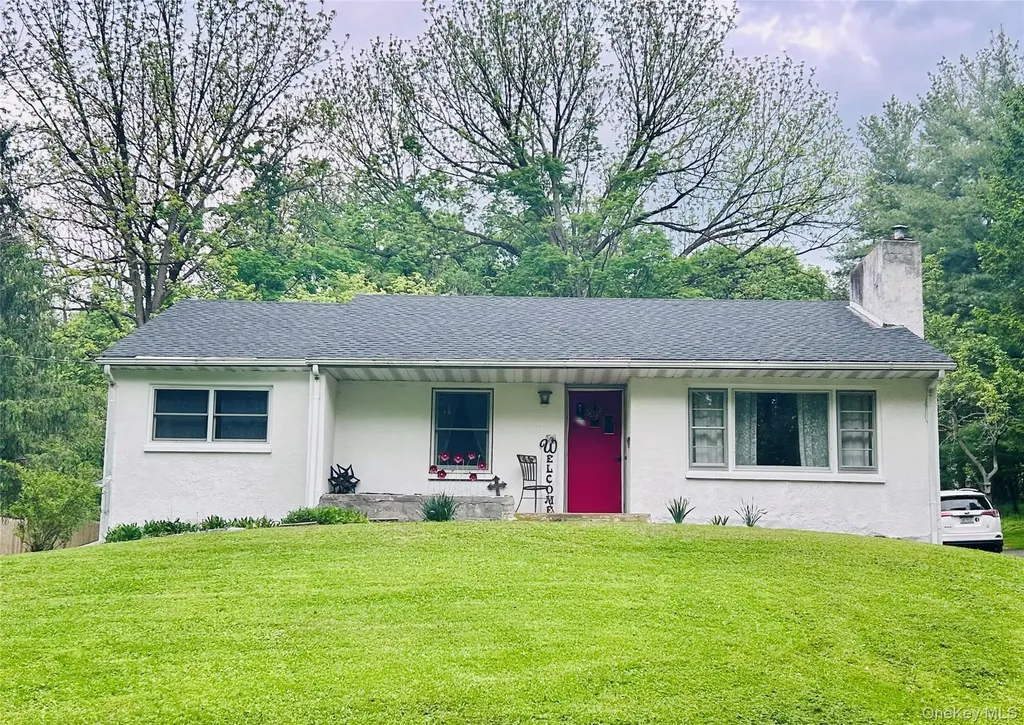 4 Petticoat Lane Beacon NY 12508