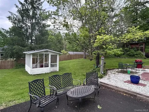 4 Petticoat Lane Beacon NY 12508