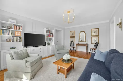 412 Munro Avenue Mamaroneck NY 10543