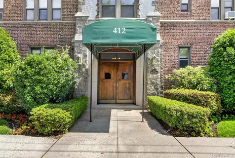 412 Munro Avenue Mamaroneck NY 10543