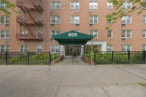 600 Locust Street Fleetwood NY 10552