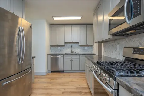 600 Locust Street Fleetwood NY 10552
