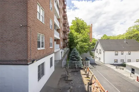 600 Locust Street Fleetwood NY 10552