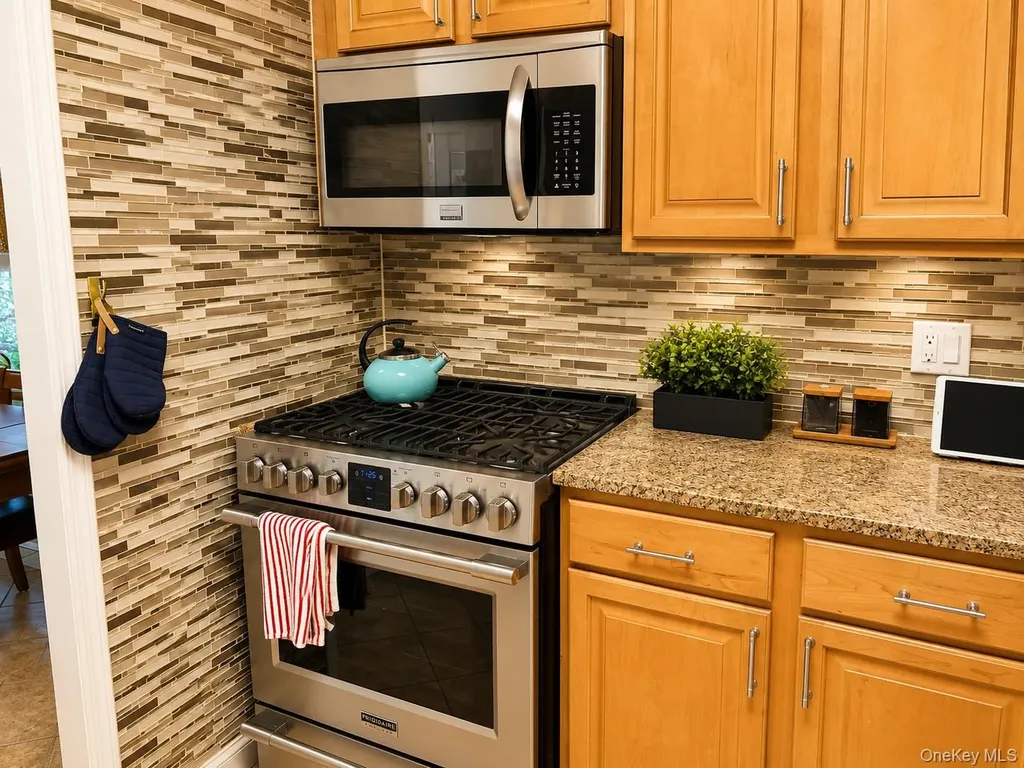 494 Lincoln Street Cedarhurst NY 11516