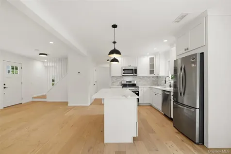 276 Agor Lane Mahopac NY 10541