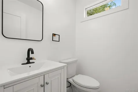 276 Agor Lane Mahopac NY 10541