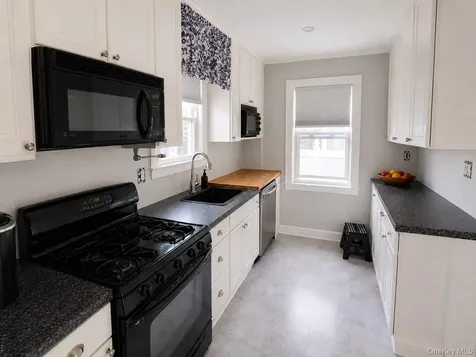 48 Poplar Street West Hempstead NY 11552