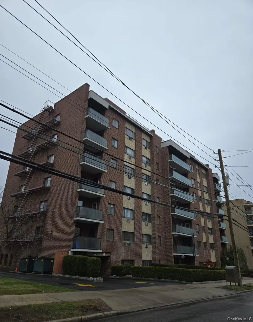 395 Westchester Avenue Port Chester NY 10573