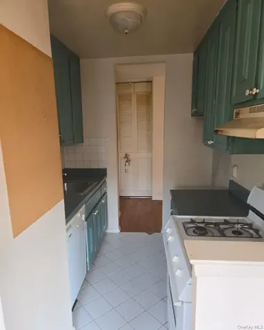 395 Westchester Avenue Port Chester NY 10573
