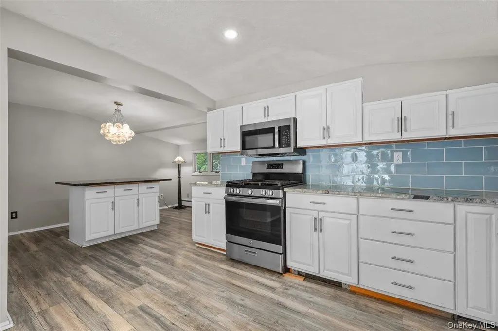 341 Cherry Street Bedford Hills NY 10507
