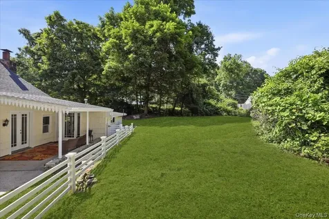 341 Cherry Street Bedford Hills NY 10507