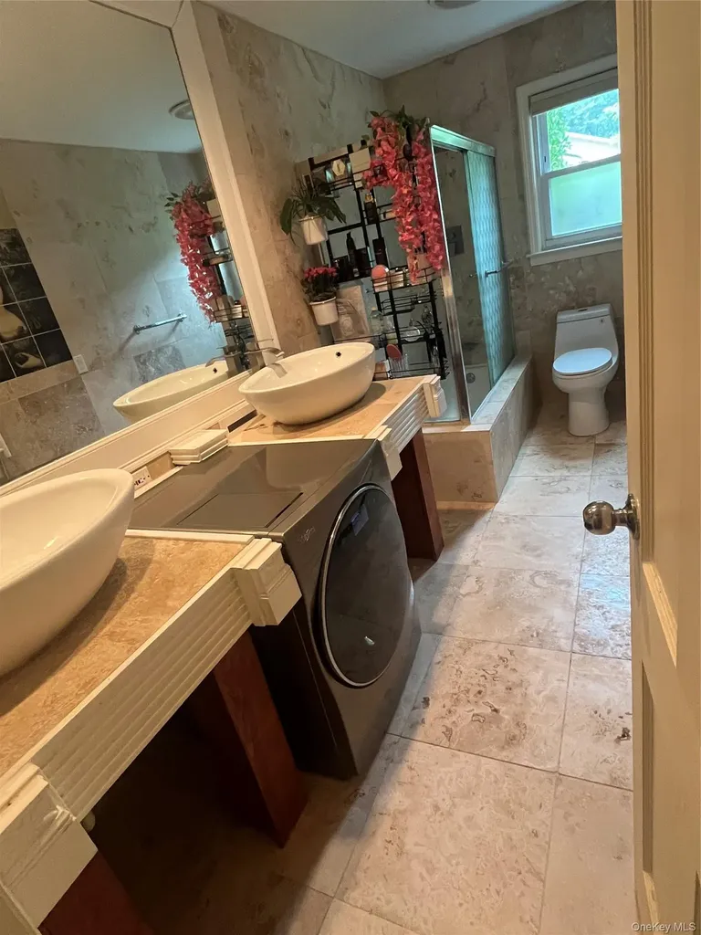 5 Breezy Hill Drive Northport NY 11768