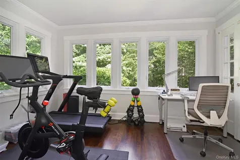 162 Ellison Avenue Bronxville NY 10708