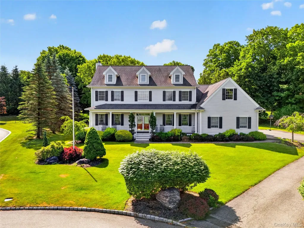 12 Meadowview Lane Carmel NY 10512