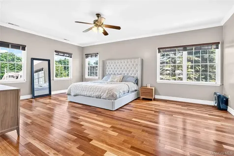 12 Meadowview Lane Carmel NY 10512