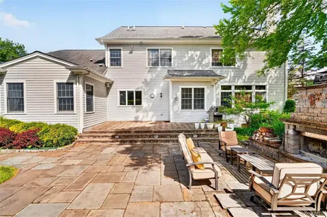 12 Meadowview Lane Carmel NY 10512