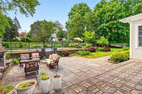 12 Meadowview Lane Carmel NY 10512